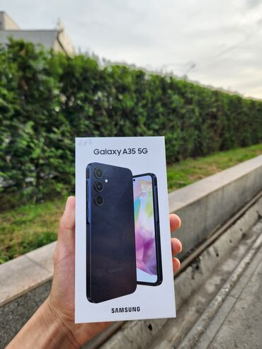 galaxy a12: Samsung Galaxy A35, Б/у, 256 ГБ, цвет - Черный, 2 SIM