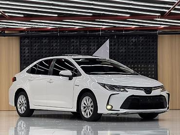 Toyota Corolla: 2019 г., 1.8 л, Гибрид, Седан