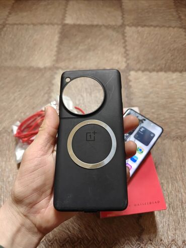 OnePlus: OnePlus 12, Б/у, 256 ГБ, цвет - Черный, 2 SIM — 13