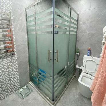Duş kabinaları, arakəsmələr: Yeni Üstü açıq kabina, Künc üçün, Pulsuz çatdırılma — 14