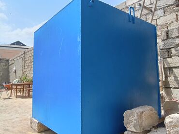 işlənmiş su çəni: Bak, Metal, 4000 l l, İşlənmiş