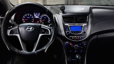 Hyundai: Hyundai Solaris: 2013 г., 1.6 л, Автомат, Бензин, Седан — 10