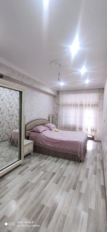 Uzunmüddətli kirayə mənzillər: Evin sahəsi 99m² 3 otaq mətbəx ayrı, sanitar qovşaqları ayrı, geniş — 27