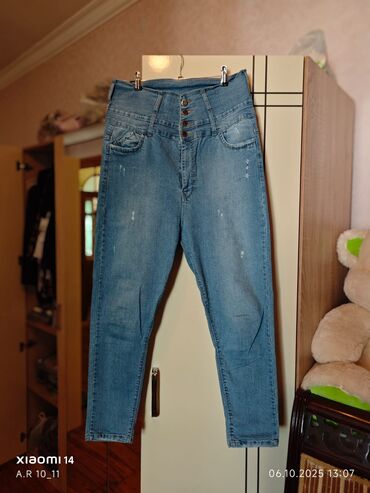 Dəstlər, kostyumlar: Qadın geyimləri dəsti - Şərfli ponço bluz – iki rəngdə: bordo və açıq -da lalafo.az — 32 Dəstlər, kostyumlar: Qadın geyimləri dəsti - Şərfli ponço bluz – iki rəngdə: bordo və açıq — 32