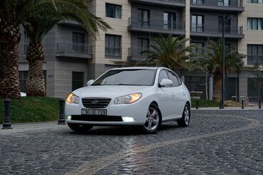 Hyundai: Hyundai Elantra: 2 l | 2008 il Sedan