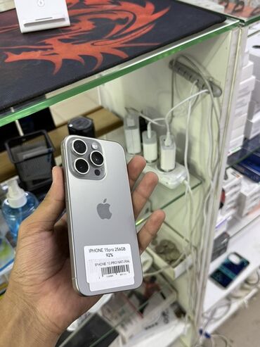 ноудбук ош: IPhone 15 Pro, 256 ГБ, Natural Titanium