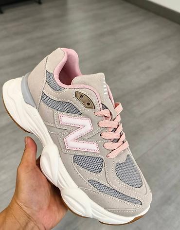 obuca cacak: Patike New Balance – lifestyle/athleisure model sa debelim đonom - — 2