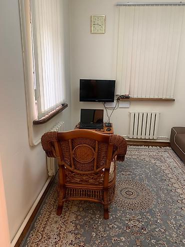 Продажа коттеджей и домов: Продаю особняк,в престижном районе !7 мкр .7 сот красная книгавсе at lalafo.kg — 14 Продажа коттеджей и домов: Продаю особняк,в престижном районе !7 мкр .7 сот красная книгавсе — 14