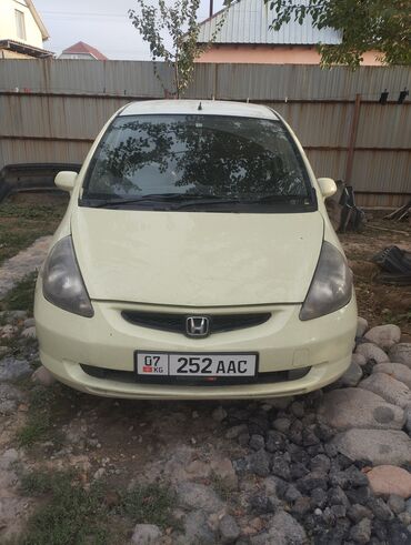 Honda: Honda Fit: 2003 г., Хэтчбэк