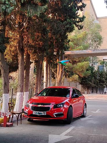 turbo az uvaz: Chevrolet Cruze sedan – parlaq qırmızı rəngdə, tam bədən kiti və idman — 4