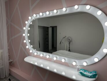 Другое оборудование для салонов красоты: СРОЧНО 🚨🚨🚨 Шикарное зеркало. С материала МДФ ( мдф не темнеет, не
