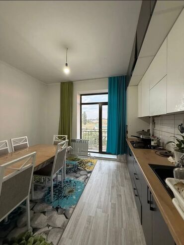 карвен 4 сезона продажа: 1 комната, 40 м², Индивидуалка, 3 этаж, Евроремонт