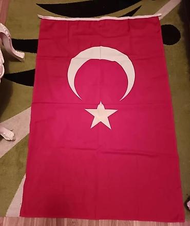 bayraq lent: Türk bayrağı – qırmızı fon üzərində ağ aypara və ulduz dizaynı. - — 2