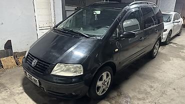 Volkswagen Sharan: 2001 г., 1.8 л, Механика, Бензин, Минивэн
