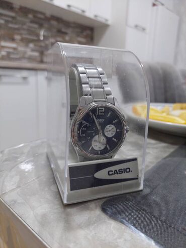 İşlənmiş, Qol saatı, Casio, rəng - Gümüşü