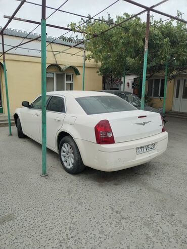 автомобиль фольксваген поло: Chrysler Town & Country: 3 л | 2007 г. 15000 км Седан