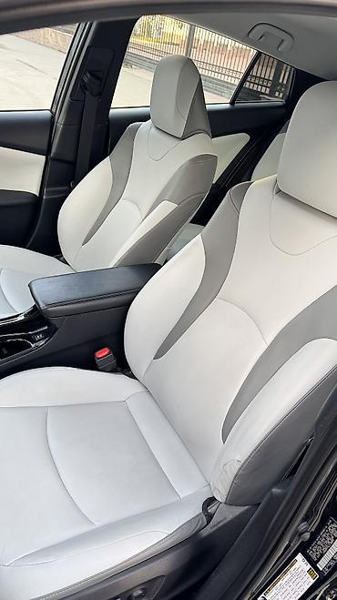 Toyota: Toyota Prius: 2020 г., 1.8 л, Робот, Гибрид, Седан — 4