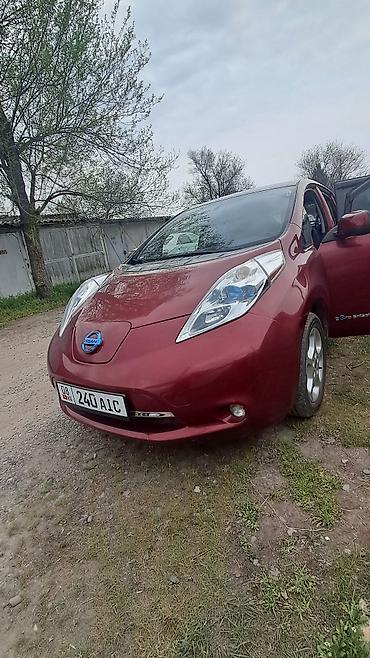 Nissan: Nissan Leaf: 2013 г., Электромобиль, Хэтчбэк — 6