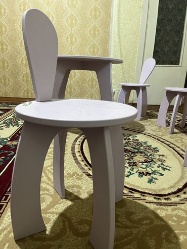 кухонные мебель: Балдар үстөлдөрү Кыздар үчүн, Колдонулган
