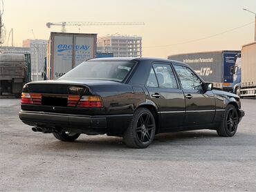 Mercedes-Benz: Mercedes-Benz W124: 1988 г., 2.3 л, Механика, Бензин, Седан — 5