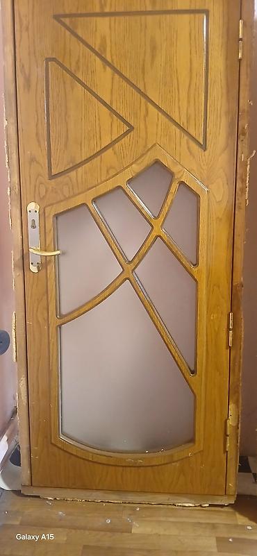 Taxta otaq qapıları – dekorativ şüşəli model - Material: ağac