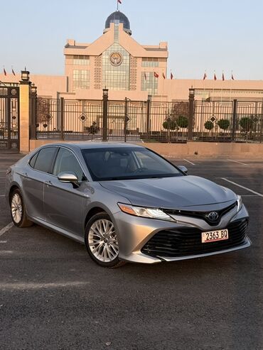 купить машину за 2000 долларов: Продаю!!! Toyota Camry 70 Год: 2020 Объем: 2.5(гибрид) Пробег