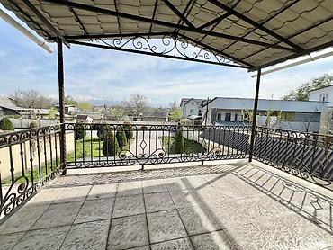 Продажа коттеджей и домов: Продаётся 2 этажный дом в районе Новопавловки. Площадь участка at lalafo.kg — 13 Продажа коттеджей и домов: Продаётся 2 этажный дом в районе Новопавловки. Площадь участка — 13