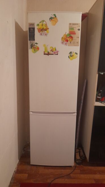 холодильник кухонный: Холодильник Artel, Б/у, Двухкамерный