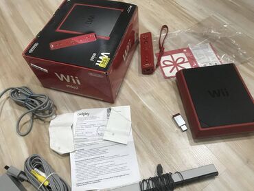 Elektronika: Nintendo Wii Mini softmodovana konzola sa originalnom kutijom i