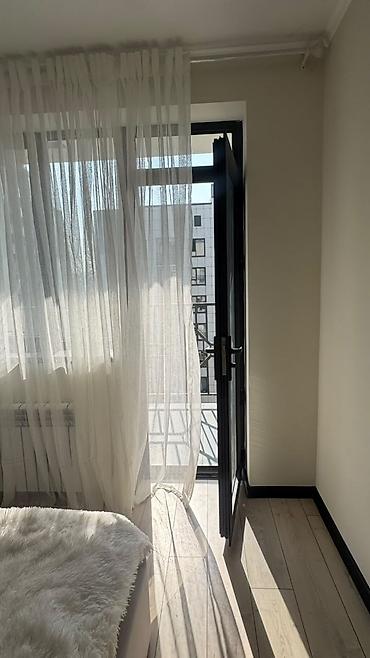 купить комнату с балконом: 52 м², С мебелью полностью — 3