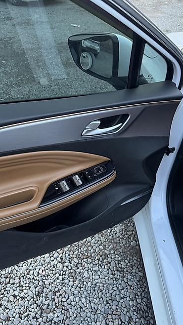 Другой электротранспорт: Электромобиль GAC Aion S, белый седан - Кузов: 4-дверный седан, белый — 5