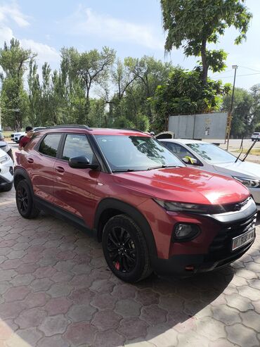 срочно срочно продам машину: Chevrolet Trailblazer: 2019 г., 1.3 л, Вариатор, Бензин, Универсал