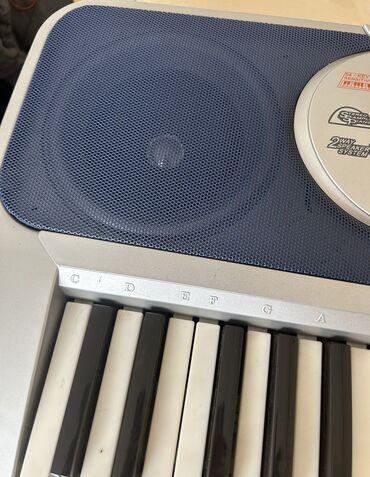 Musiqi mərkəzləri: İdeal vəziyyətdədir,80 AZN-ə alınıb,çox az istifadə olunub — 2