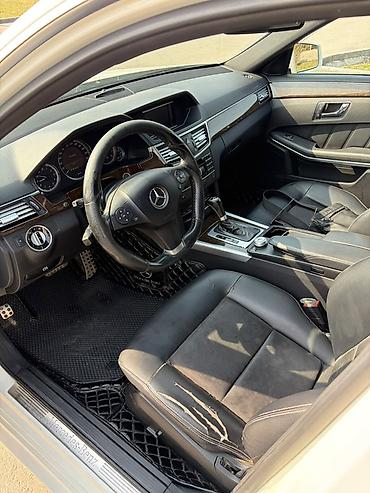auto ru: Mercedes-Benz E-Class: 2011 г., 2 л, Автомат, Бензин, Седан — 6