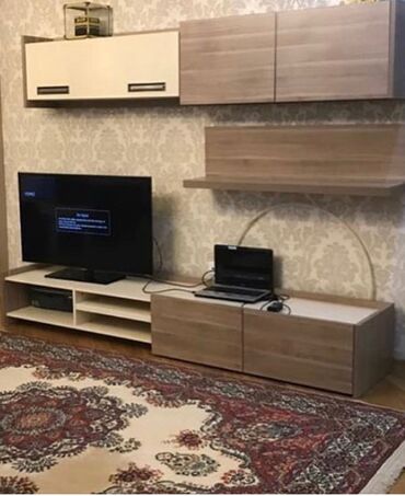 kreditle darvaza satilir: Düz TV altlığı, Polkalı