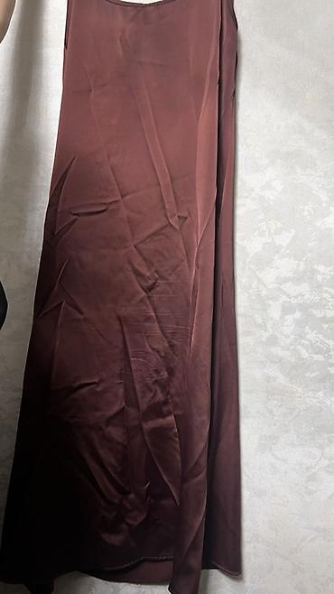 tek pencek: Qadın atlas slip don - Rəng: tünd qəhvəyi/şokolad - Model — 2