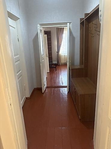 ул фрунзе бишкек: 60 м², 3 бөлмө, Жаныбарлар менен болот — 2