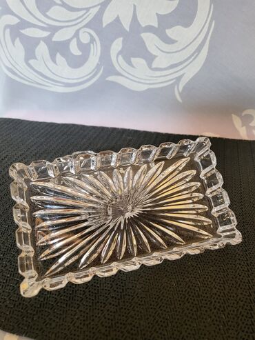 Kuhinjski setovi: Kristalni nov set Zajecar. Sve na setu odsjaj od svetla na lalafo.rs — 7 Kuhinjski setovi: Kristalni nov set Zajecar. Sve na setu odsjaj od svetla — 7