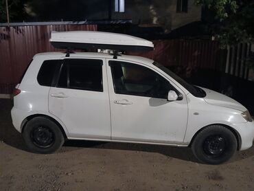 ищу машину в рассрочку: Mazda Demio: 2002 г., 1.3 л, Автоматические, Бензин, Хэтчбэк