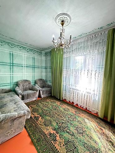 Продажа коттеджей и домов: Продается дом со всеми удобствами, общей площадью 120 кв.м. (5 жилых — 12