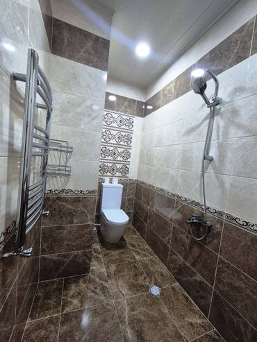 Yeni tikili: Bakıxanov qəs., 4 otaqlı, Yeni tikili, 200 kv. m -da lalafo.az — 24 Yeni tikili: Bakıxanov qəs., 4 otaqlı, Yeni tikili, 200 kv. m — 24