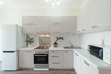 Посуточная аренда квартир: 1 комната, Душевая кабина, Постельное белье, Кондиционер — 13