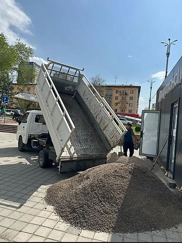 Буйрутма берүү Хендай портер, Көмүр, кум, шагыл, кара топурак жеткирүү, ылгоо, Жүк ташуучу жумушчусу менен