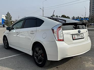 Toyota: Toyota Prius: 2013 г., 1.8 л, Вариатор, Гибрид, Хэтчбэк — 7
