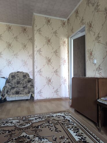 продаю кафе бишкек: 1 бөлмө, 34 кв. м, 106-серия, 3 кабат, Косметикалык ремонт