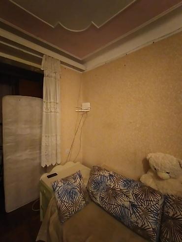 Mənzillər: 1 otaqlı, 35 kv. m — 4