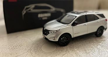 Chevrolet Equinox 1:18 versiyasi, kifayet qeder boyuk modelidir, tam lalafo.az -da Chevrolet Equinox 1:18 versiyasi, kifayet qeder boyuk modelidir, tam