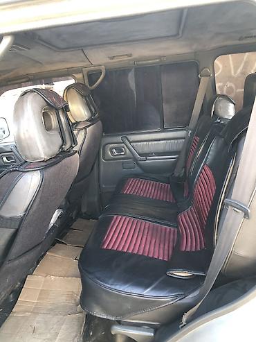 traktr satşı: Mitsubishi Pajero (2-ci nəsil) SUV Xüsusiyyətlər: - Kuzov: 5 qapılı — 6
