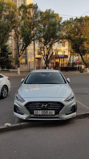 малолитражка авто: Hyundai Sonata: 2017 г., 2 л, Автомат, Газ