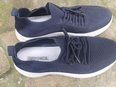 Women's Sneakers and athletic shoes: 38 — 7